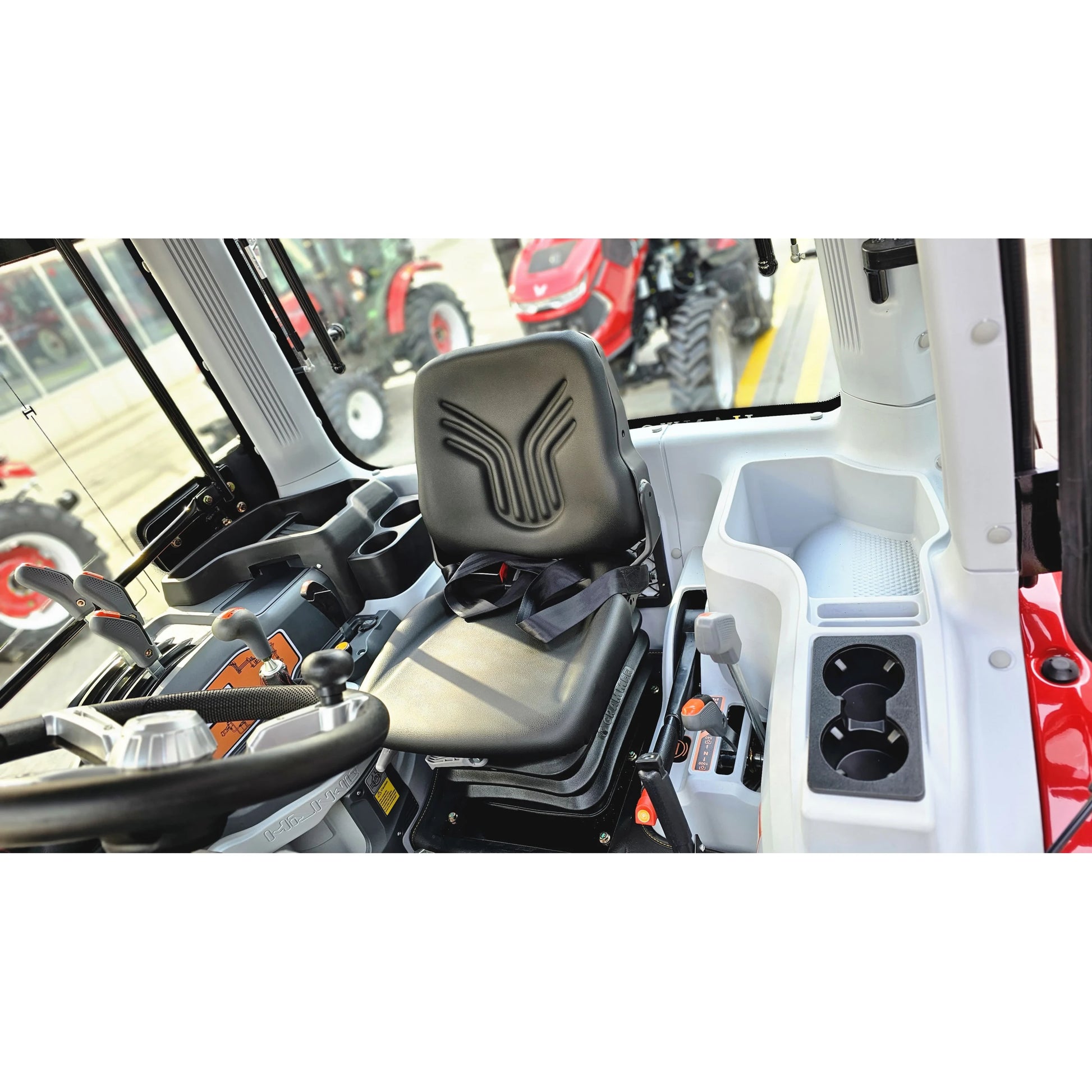 Kleintraktor "HANWO 704-B" - 76 PS Diesel, Allrad, Kabine mit Klimaanlage