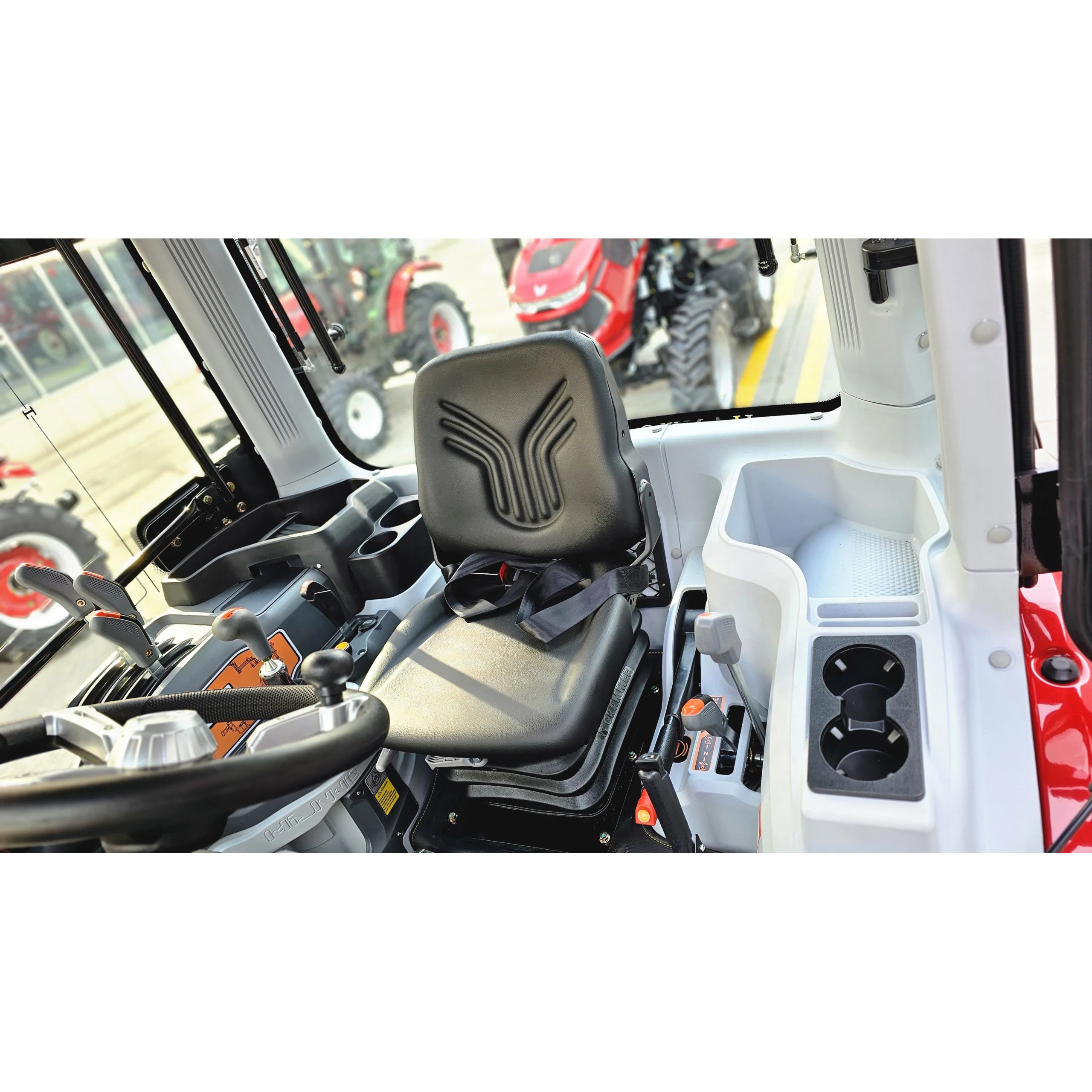 Kleintraktor "HANWO 704-B" - 76 PS Diesel, Allrad, Kabine mit Klimaanlage