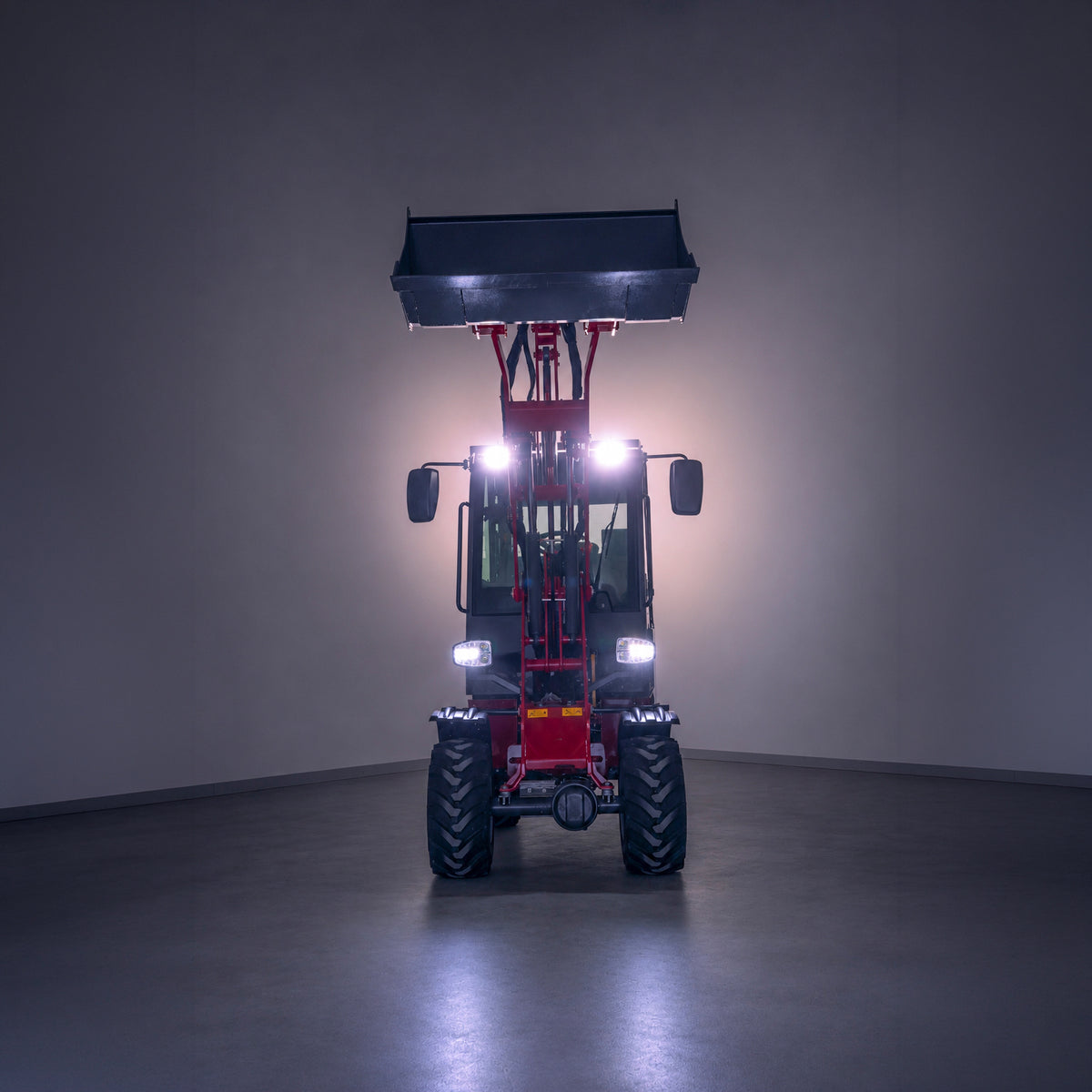 Elektroradlader 807E - geschlossene Kabine, 800 kg Hubkraft, Euro-Aufnahme
