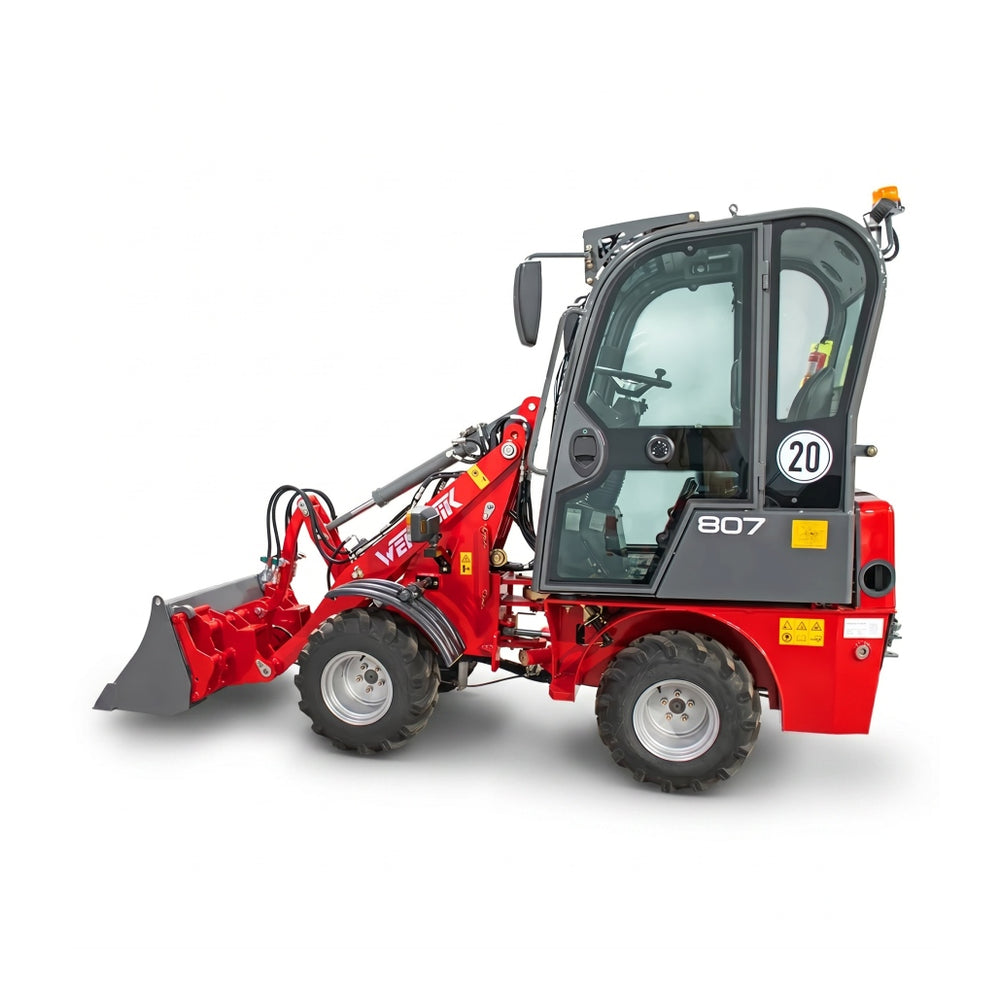 Radlader "807 Plus", Hoflader mit Vollkabine und 800 kg Hubkraft