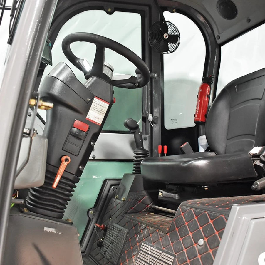 Teleskopradlader "807T Classic" Hoflader mit Kabine, 600 kg Hubkraft