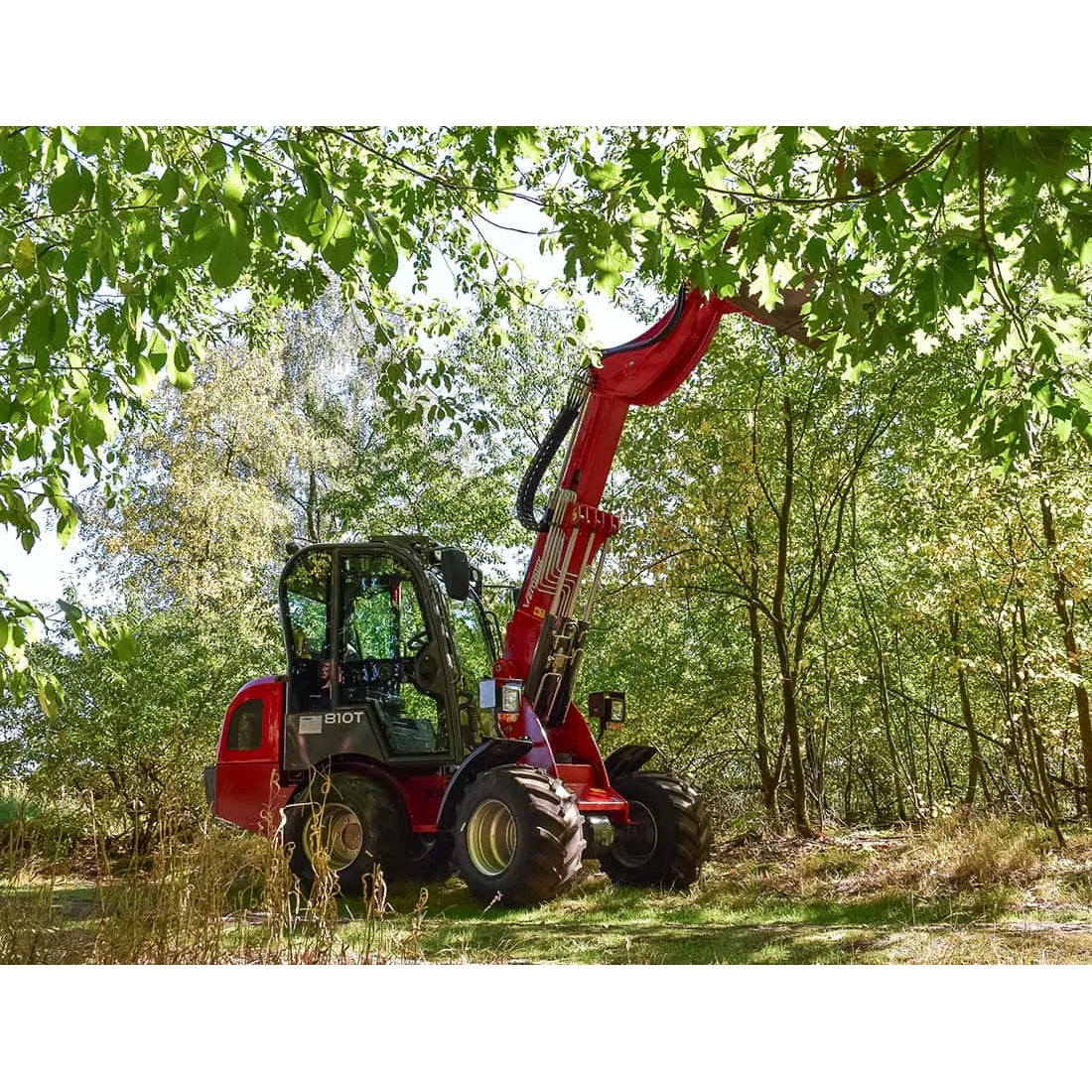 Teleskopradlader "810T Classic" Hoflader, 900 kg Hubkraft, Euro-Aufnahme