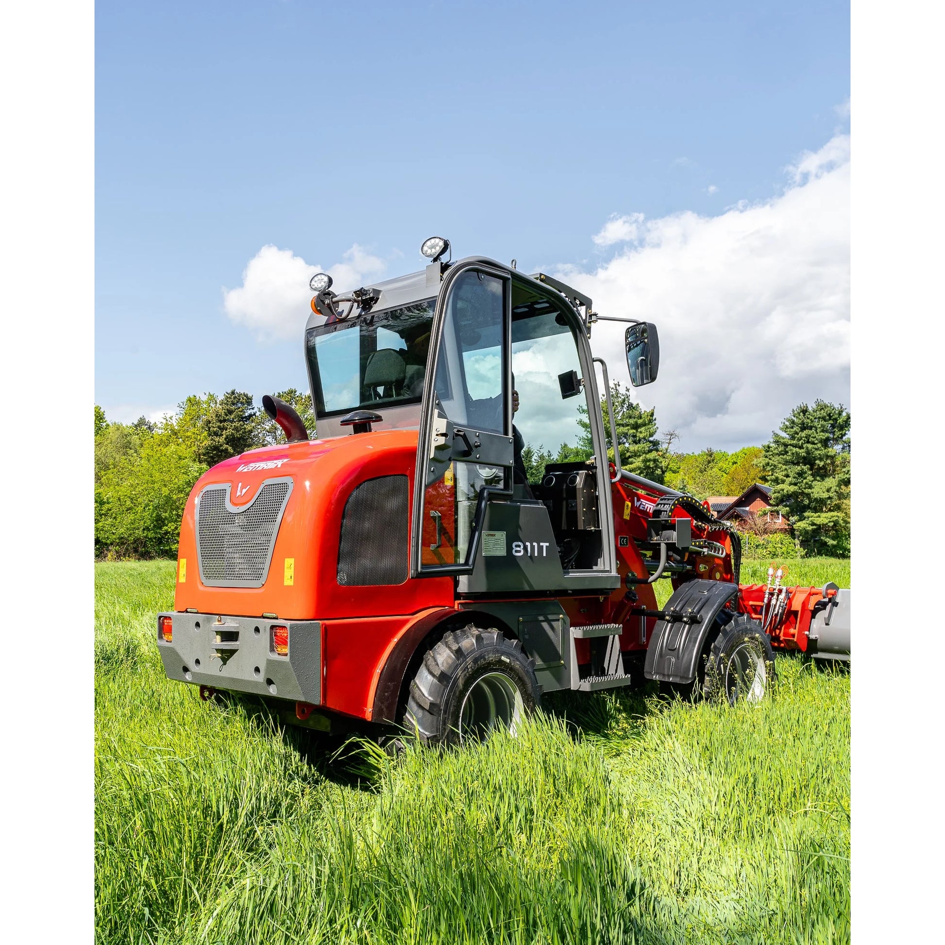 Teleskopradlader "811T Plus" Hoflader, 1000 kg Hubkraft, Euro-Aufnahme