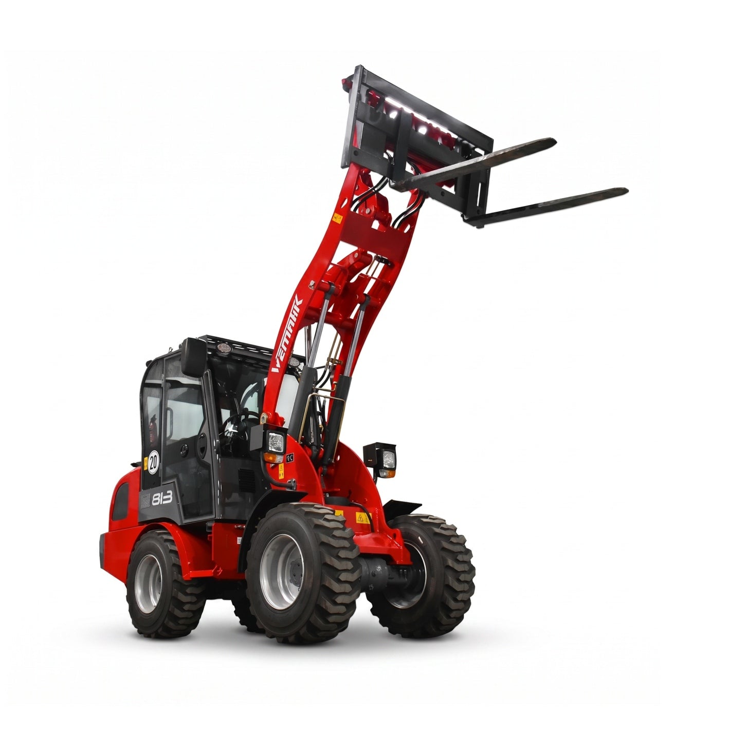 Radlader "813 Plus", Hoflader mit Vollkabine und 1300 kg Hubkraft