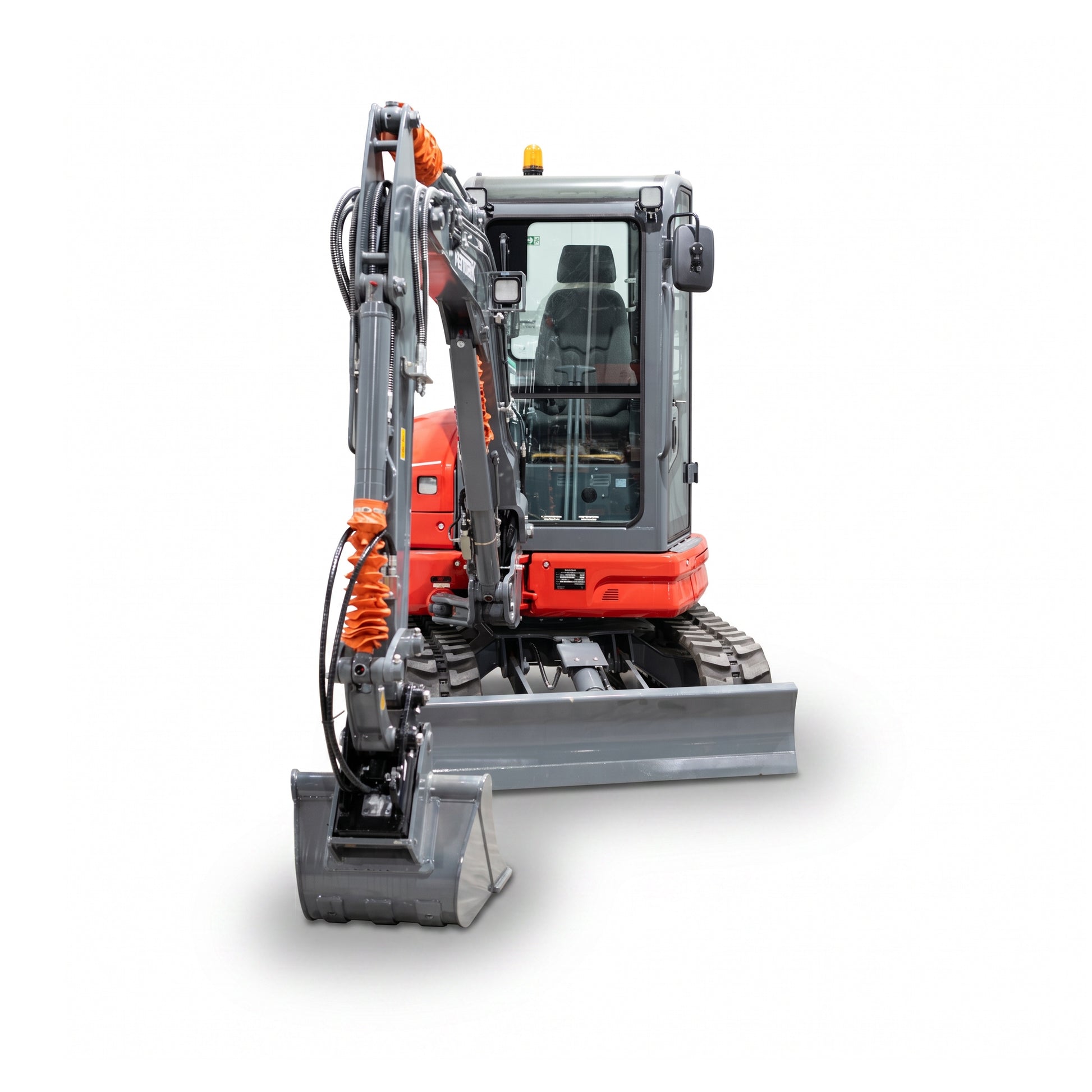 Minibagger "Titan 25", 2650 kg Gesamtgewicht, 14,6 kW Motorleistung, Joystick