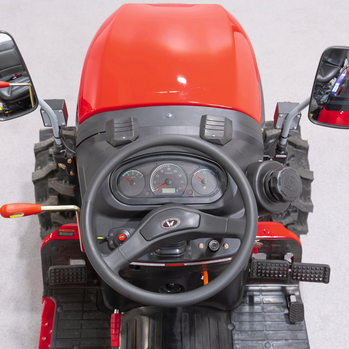 Gartentraktor "254 Mini" - Allradantrieb, 25 PS Motorleistung, 4-Zylinder-Diesel