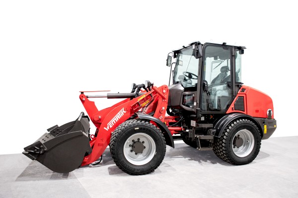 Radlader 1036, Hoflader mit Vollausstattung